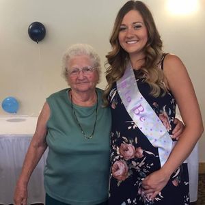 Meet your Posher, Macey